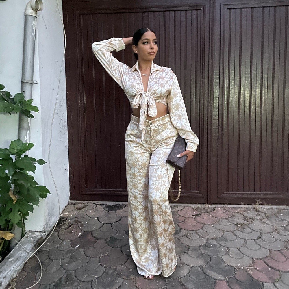 FROMTHEHEELSUP Pant Set - Size M